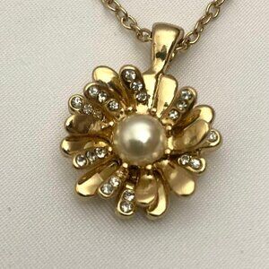 Avon Pearl Rhinestone Flower Necklace Earring Set